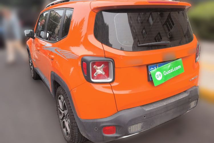 Used Jeep Renegade 2017 180T Automatic Smart Version Rear Left 45 Deg