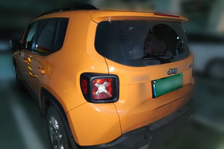 Used Jeep Renegade 2017 180T Automatic High-Energy Version Rear Left 45 Deg