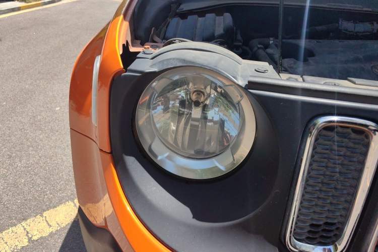 Used Jeep Renegade 2017 180T Automatic Jingneng Edition Right Front Headlight