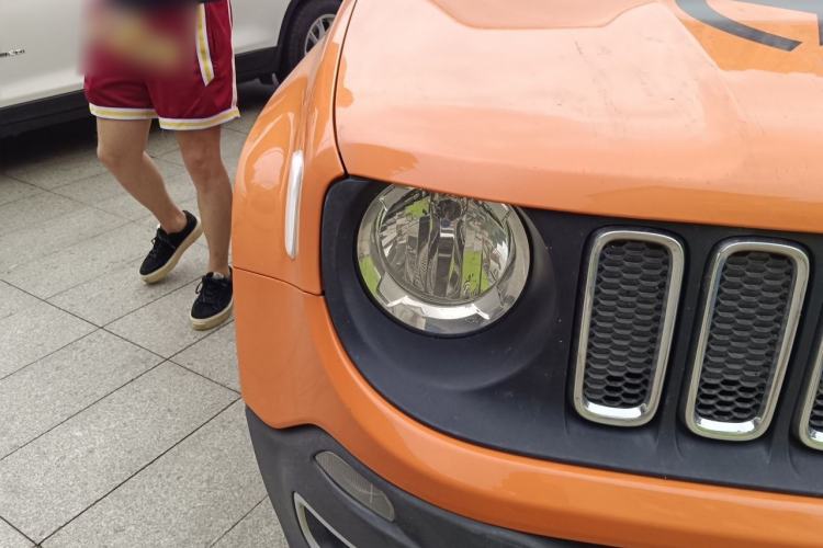 Used Jeep Renegade 2017 180T Automatic High-Energy Version Right Front Headlight