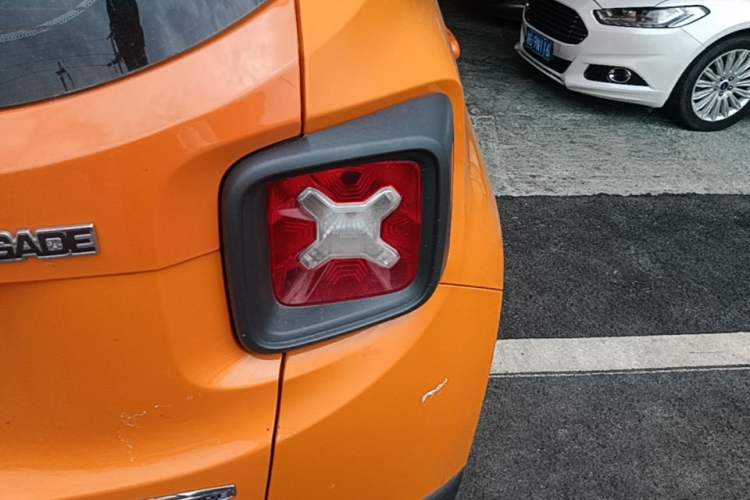 Used Jeep Renegade 2017 180T Automatic High-Energy Version Right Rear Taillight