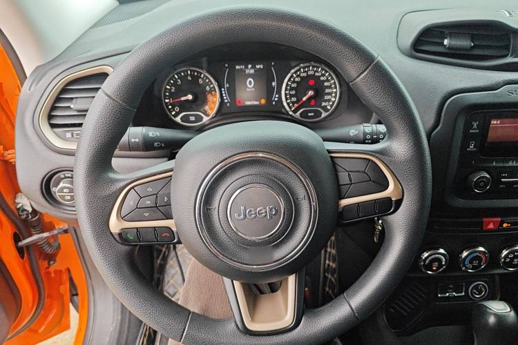 Used Jeep Renegade 2017 180T Automatic Kinetic Edition+ Steering Wheel