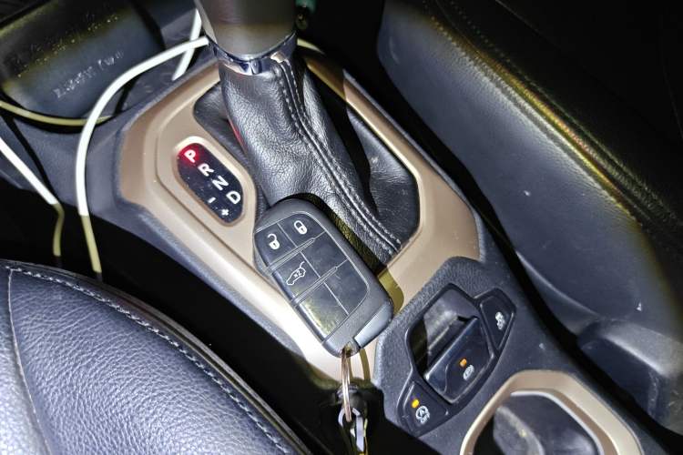 Used Jeep Renegade 2017 180T Automatic Jingneng Edition Vehicle Key