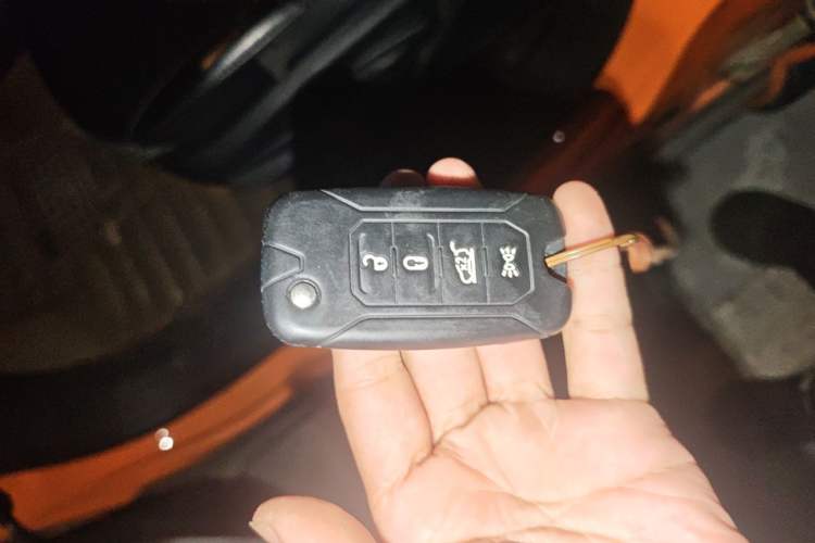 Used Jeep Renegade 2017 180T Automatic High-Energy Version Vehicle Key