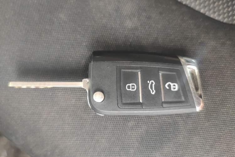 Used Jeep Renegade 2017 180T Automatic Kinetic Edition+ Vehicle Key