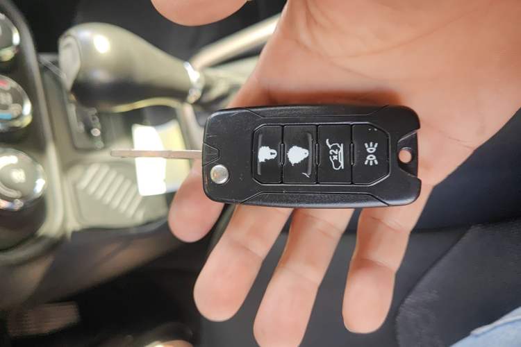Used Jeep Renegade 2017 180T Automatic Kinetic Edition+ Vehicle Key