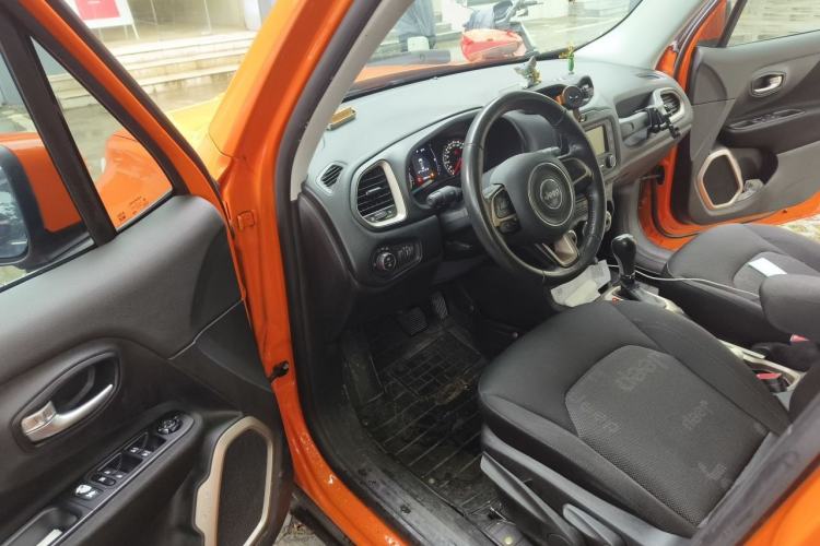 Used Jeep Renegade 2017 180T Automatic Jingneng Edition Driver Seat