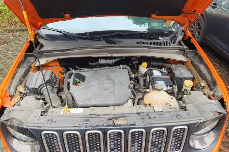 Used Jeep Renegade 2017 180T Automatic Jingneng Edition Engine Bay