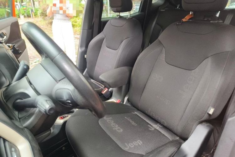 Used Jeep Renegade 2017 180T Automatic Jingneng Edition Left Front Seat