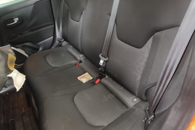 Used Jeep Renegade 2017 180T Automatic Jingneng Edition Left Rear Seat