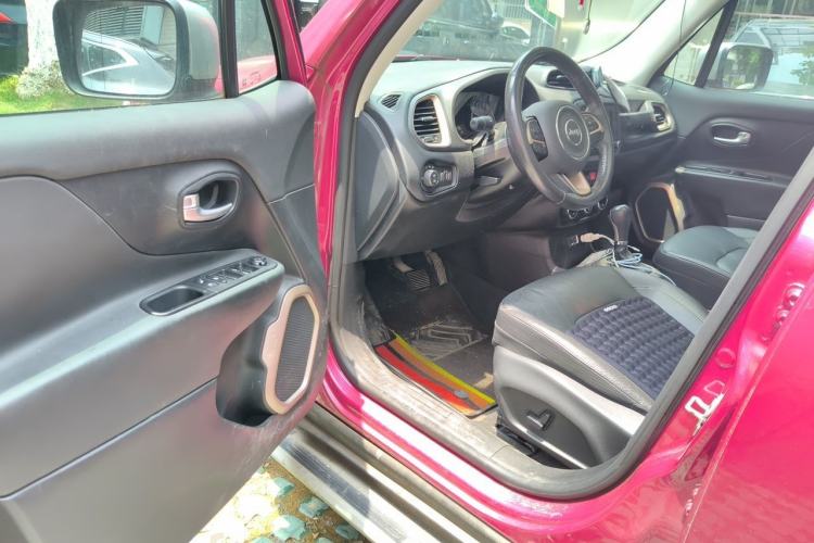 Used Jeep Renegade 2017 180T Automatic Smart Version Driver Seat