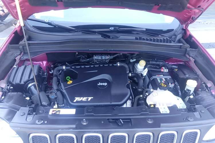 Used Jeep Renegade 2017 180T Automatic Jingneng Edition Engine Bay