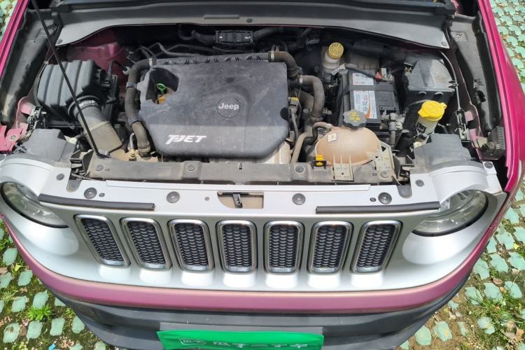 Used Jeep Renegade 2017 180T Automatic Smart Version Engine Bay