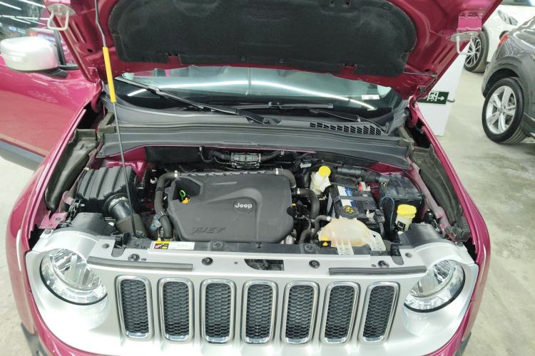 Used Jeep Renegade 2017 180T Automatic Smart Version Engine Bay