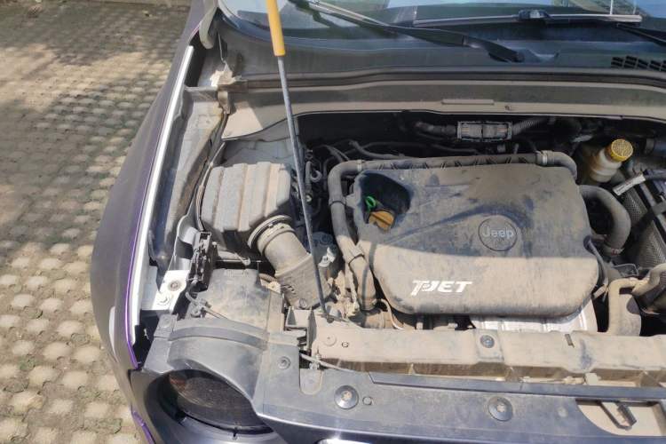 Used Jeep Renegade 2017 180T Automatic High-Energy Version Engine Bay Right