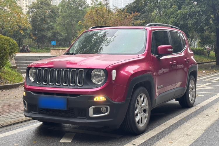 Used Jeep Renegade 2017 180T Automatic Jingneng Edition Exterior 2