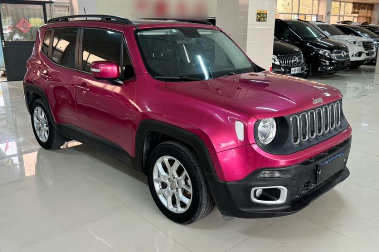 Used Jeep Renegade 2017 180T Automatic High-Energy Version Exterior 2