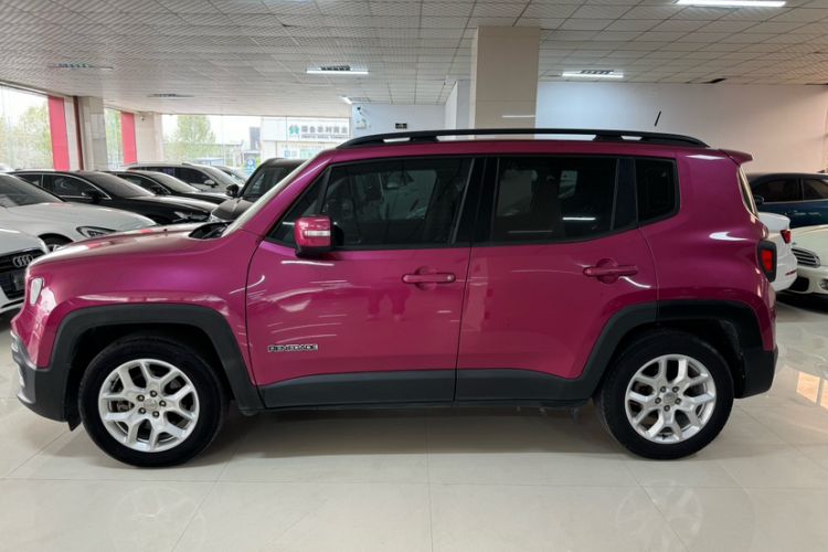 Used Jeep Renegade 2017 180T Automatic High-Energy Version Exterior 4