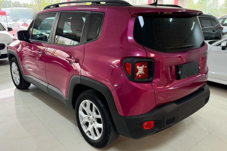 Used Jeep Renegade 2017 180T Automatic High-Energy Version Exterior 5