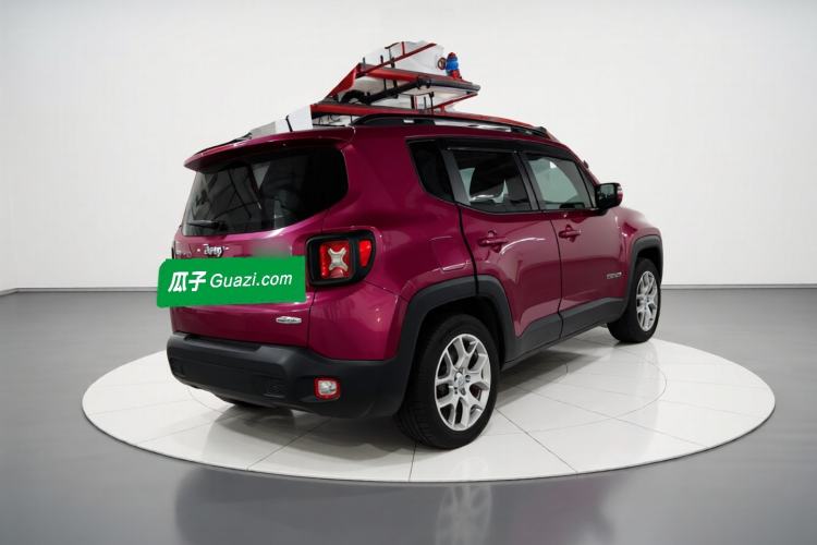 Used Jeep Renegade 2017 180T Automatic High-Energy Version Exterior 5