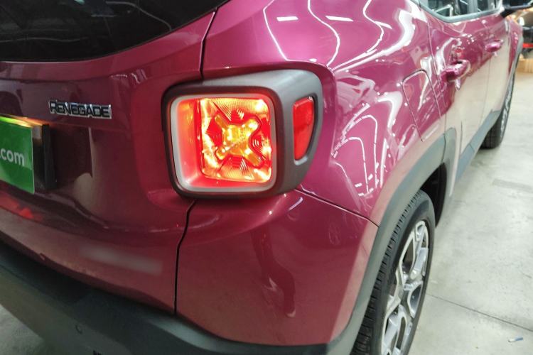 Used Jeep Renegade 2017 180T Automatic Smart Version Exterior 6