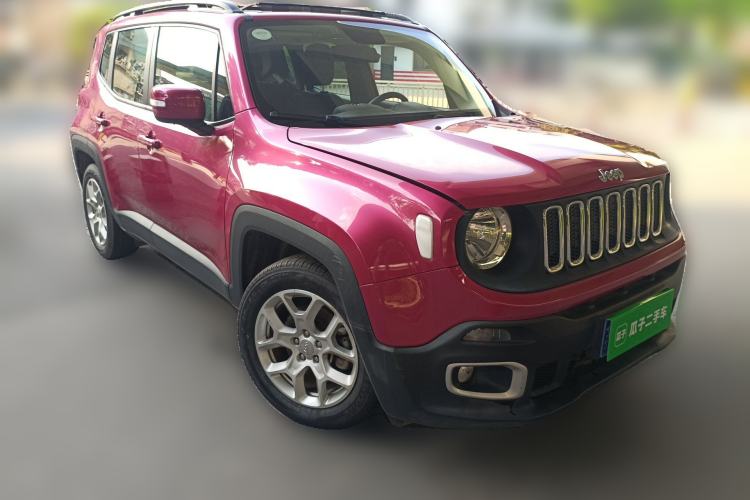Used Jeep Renegade 2017 180T Automatic High-Energy Version Front Right 45 Deg