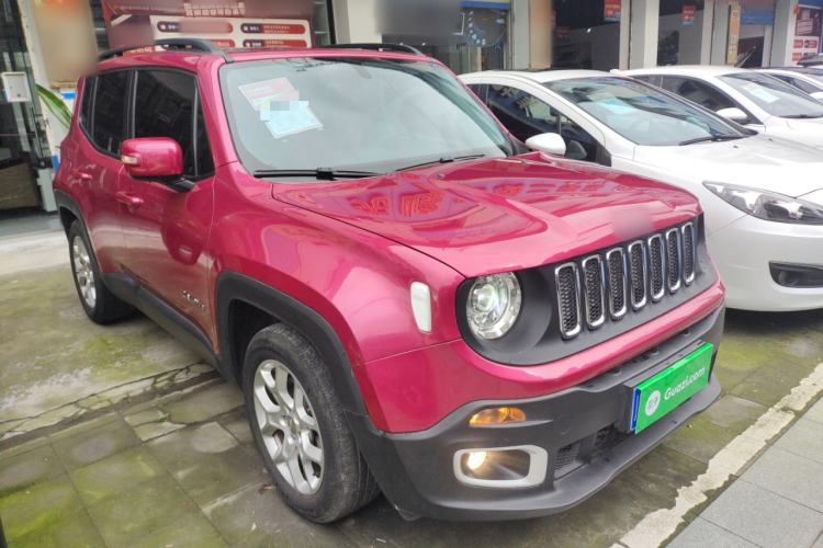 Used Jeep Renegade 2017 180T Automatic High-Energy Version Front Right 45 Deg