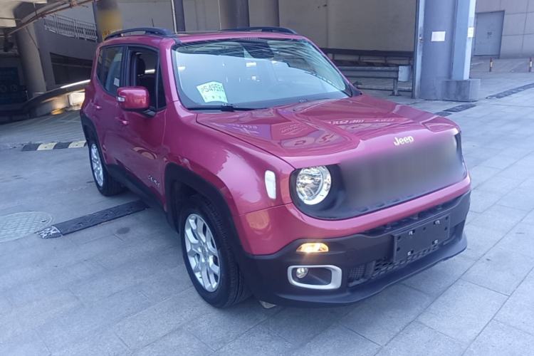 Used Jeep Renegade 2017 180T Automatic Jingneng Edition Front Right 45 Deg