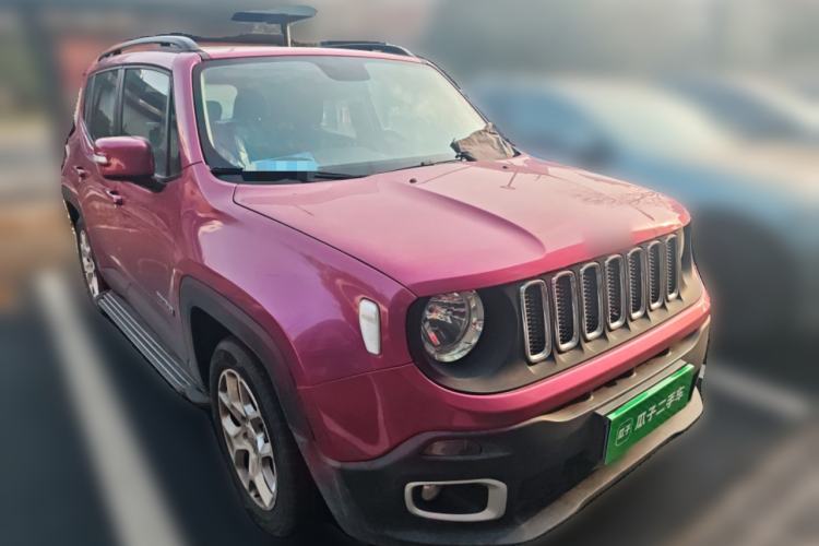 Used Jeep Renegade 2017 180T Automatic High-Energy Version Front Right 45 Deg