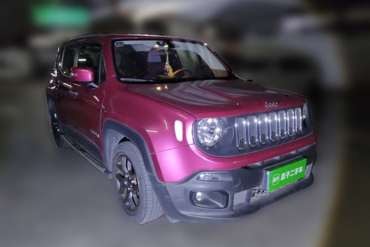 Used Jeep Renegade 2017 180T Automatic Kinetic Edition+ Front Right 45 Deg