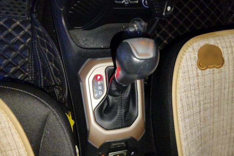 Used Jeep Renegade 2017 180T Automatic High-Energy Version Gear Lever