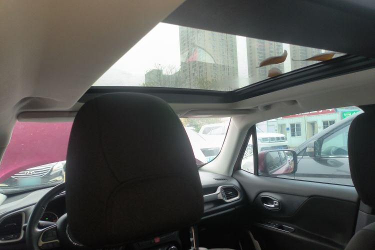 Used Jeep Renegade 2017 180T Automatic Jingneng Edition Headliner