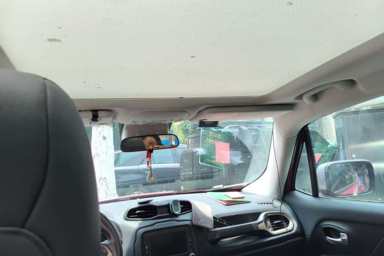 Used Jeep Renegade 2017 180T Automatic Smart Version Headliner