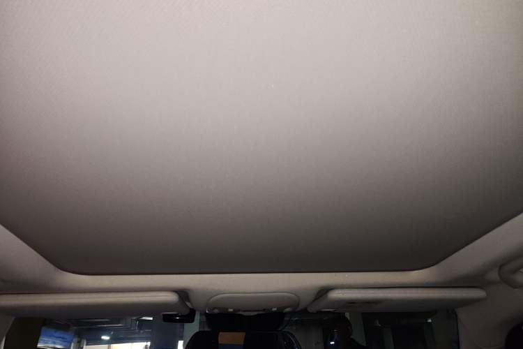 Used Jeep Renegade 2017 180T Automatic High-Energy Version Headliner