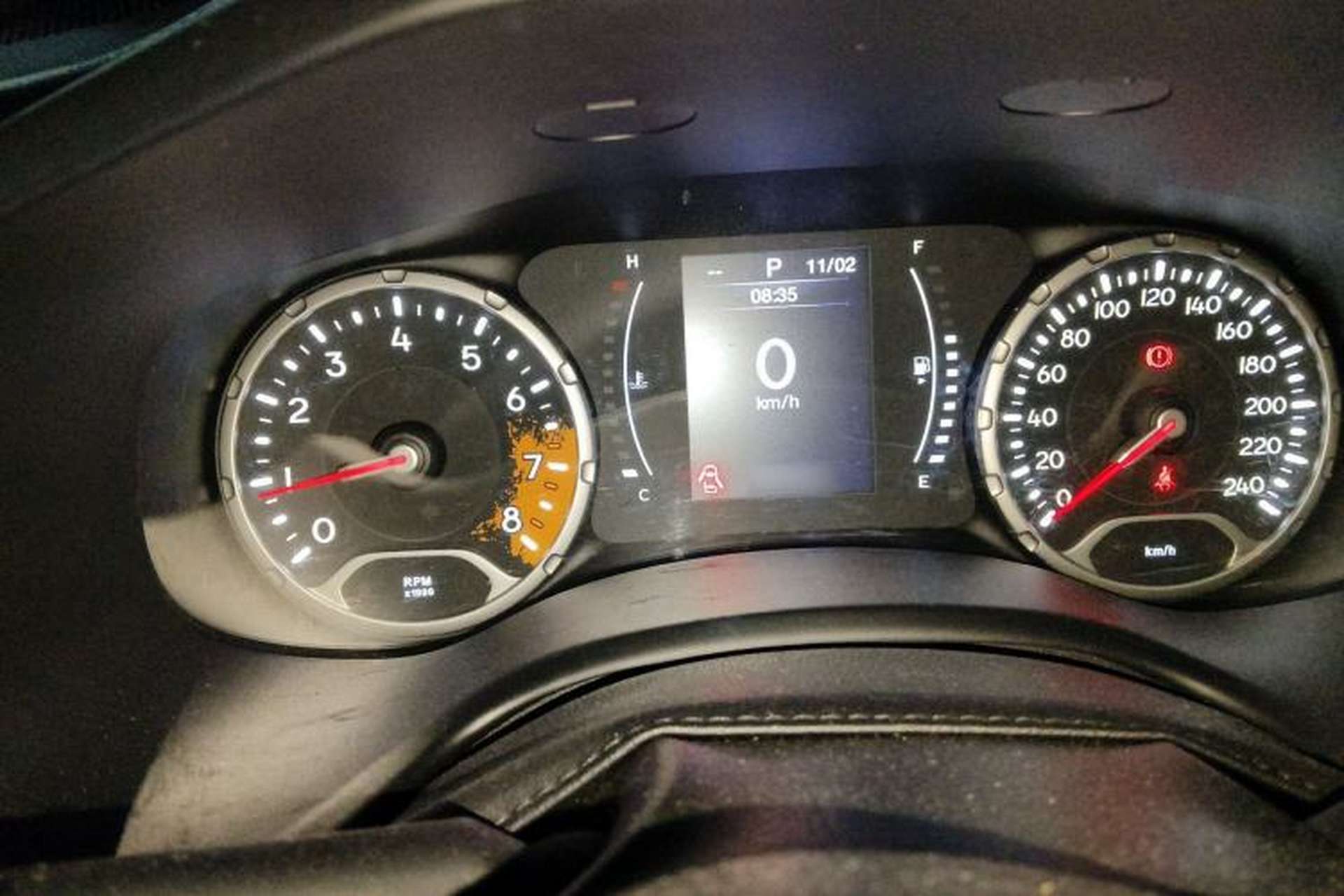 Used Jeep Renegade 2017 180T Automatic High-Energy Version Instrument Cluster