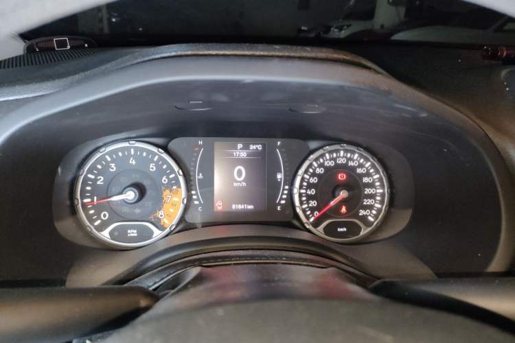 Used Jeep Renegade 2017 180T Automatic Kinetic Edition+ Instrument Cluster
