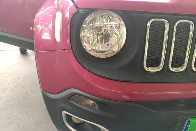 Used Jeep Renegade 2017 180T Automatic High-Energy Version Right Front Headlight