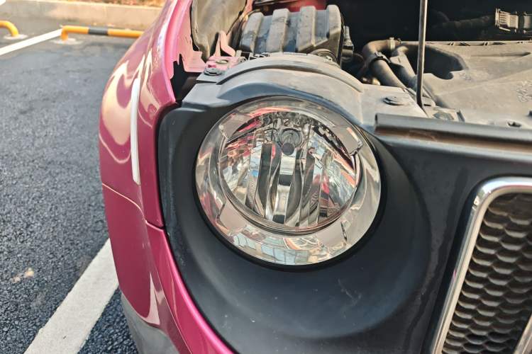 Used Jeep Renegade 2017 180T Automatic High-Energy Version Right Front Headlight