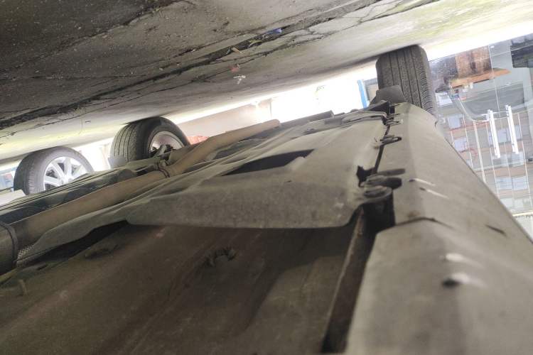 Used Jeep Renegade 2017 180T Automatic High-Energy Version Right Side Sill