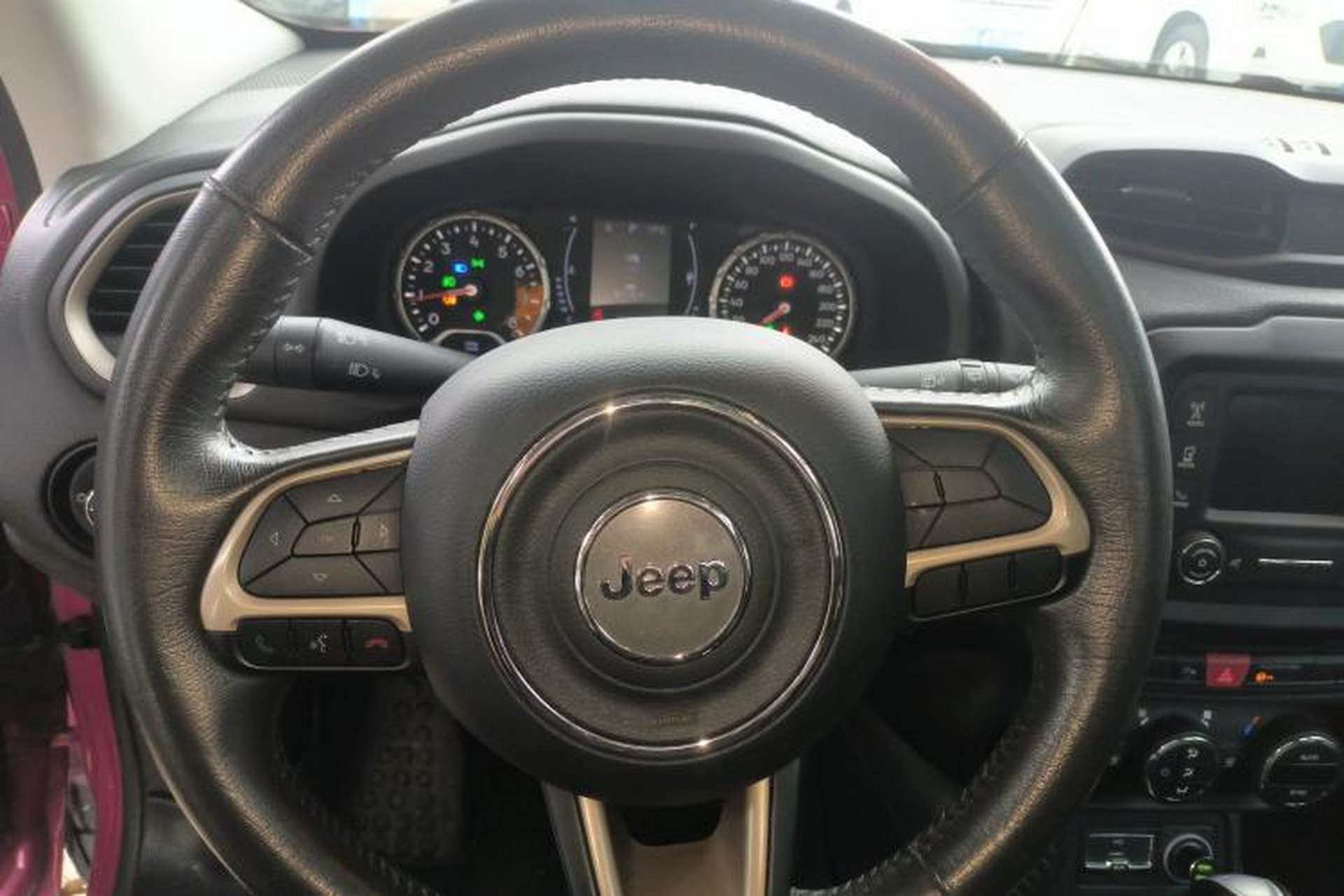 Used Jeep Renegade 2017 180T Automatic Jingneng Edition Steering Wheel