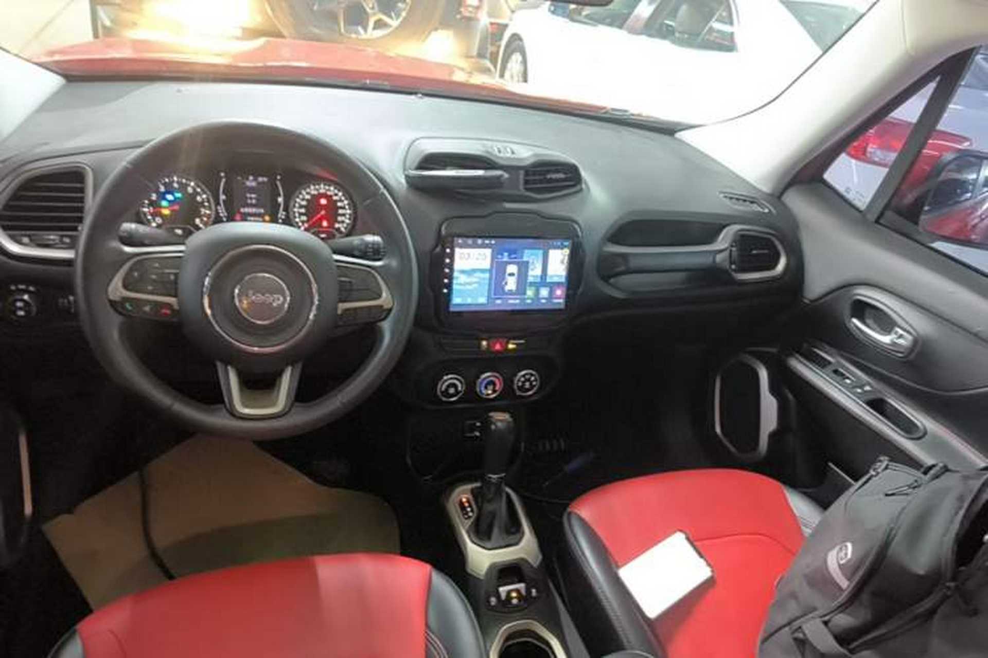 Used Jeep Renegade 2017 180T Automatic High-Energy Version Audio And AC Panel
