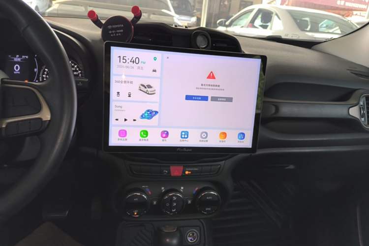 Used Jeep Renegade 2017 180T Automatic Jingneng Edition Audio And AC Panel