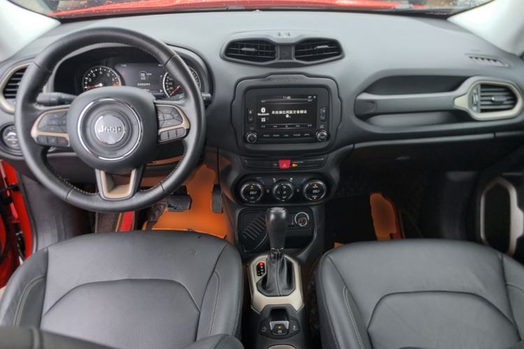 Used Jeep Renegade 2017 180T Automatic Smart Convertible Edition Center Console