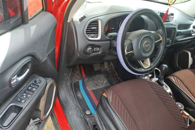Used Jeep Renegade 2017 180T Automatic Jingneng Edition Driver Seat