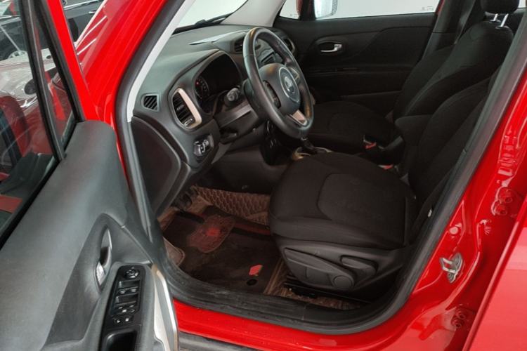 Used Jeep Renegade 2017 180T Automatic Jingneng Edition Driver Seat