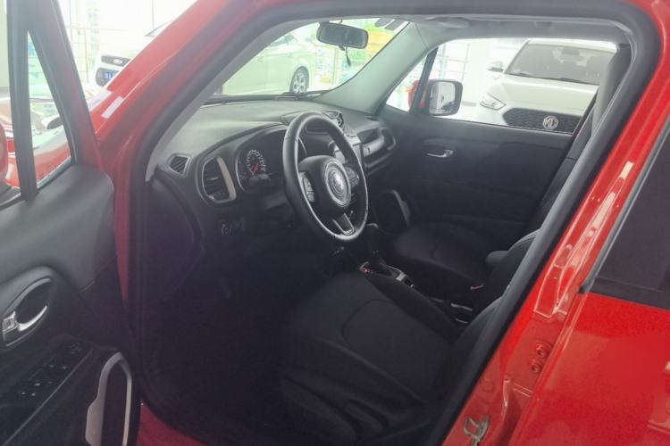 Used Jeep Renegade 2017 180T Automatic High-Energy Version Driver Seat