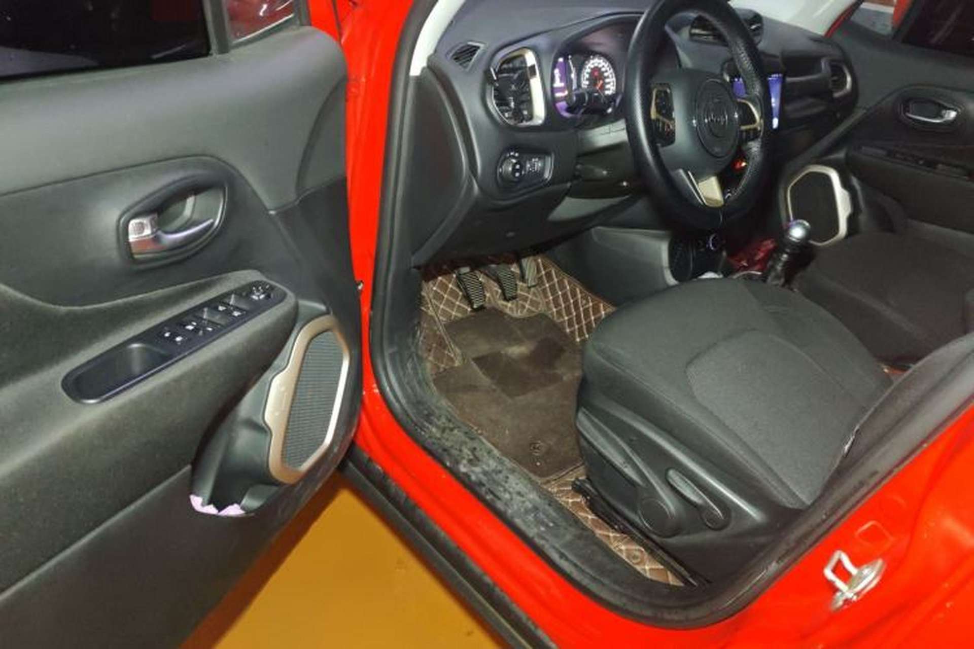 Used Jeep Renegade 2017 180T Manual Kinetic Edition Driver Seat