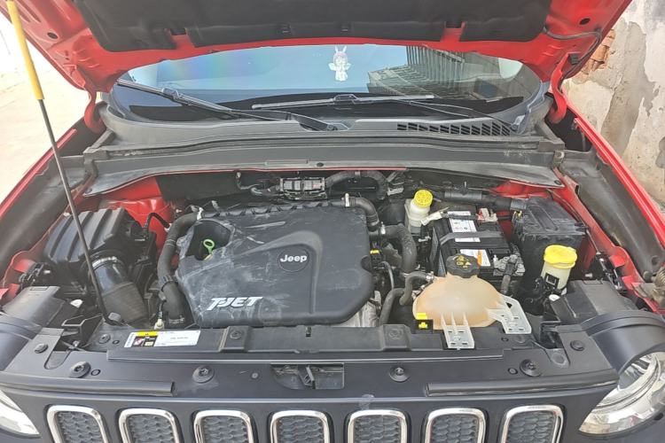 Used Jeep Renegade 2017 180T Automatic High-Energy Version Engine Bay
