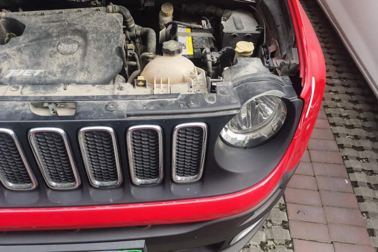 Used Jeep Renegade 2017 180T Automatic Jingneng Edition Engine Bay Left