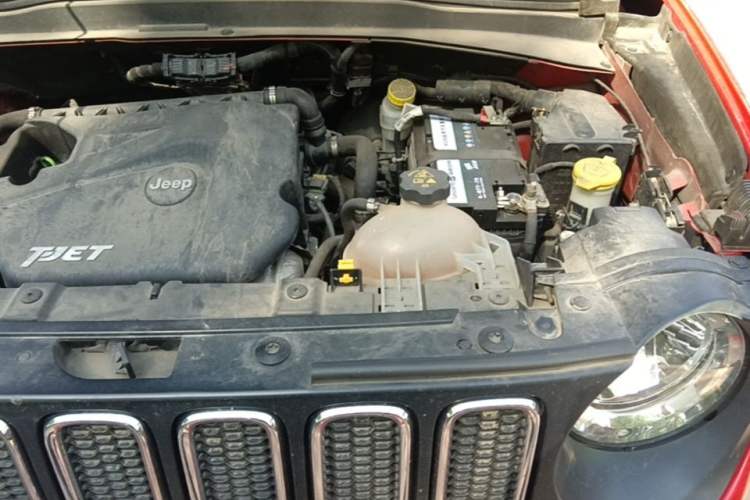 Used Jeep Renegade 2017 180T Automatic High-Energy Version Engine Bay Left